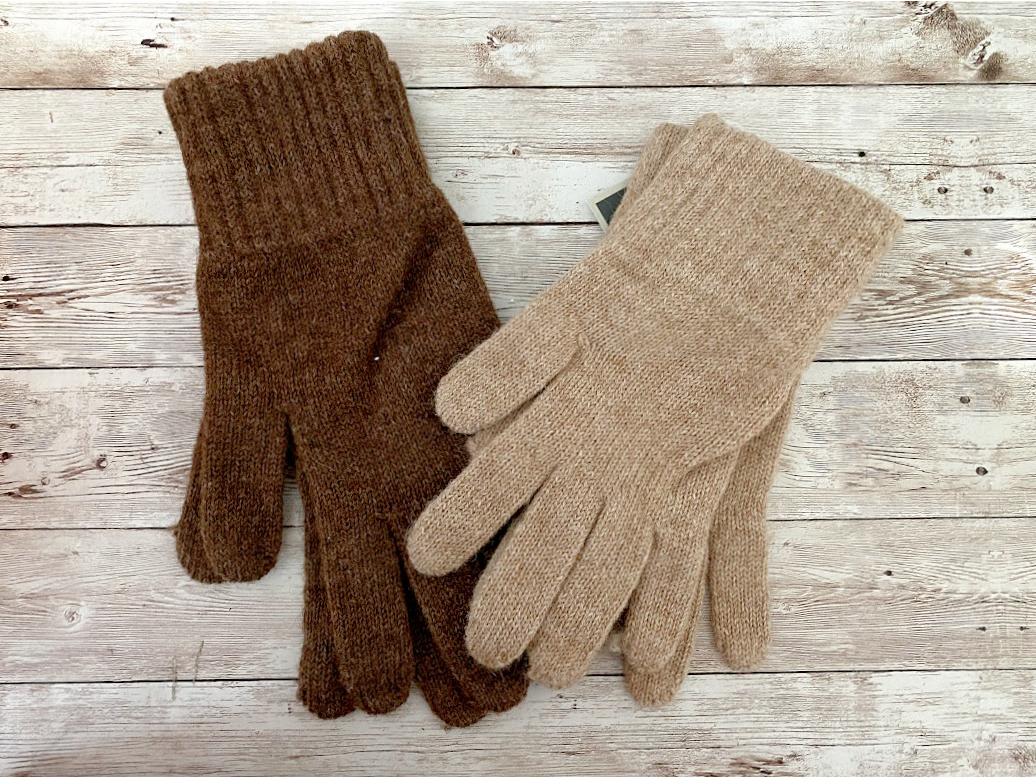 Alpaca gloves store